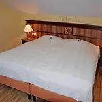 Gutshaus_appartements Mit Kamin_ S *
